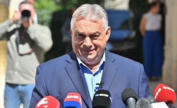 "Odrażająca machina propagandowa". Finansował ją biznesmen powiązany z Orbánem