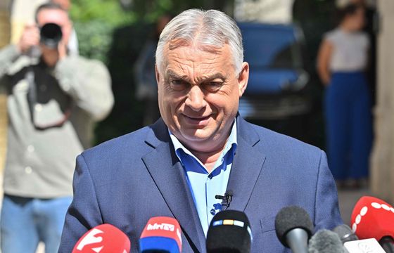 "Odrażająca machina propagandowa". Finansował ją biznesmen powiązany z Orbánem
