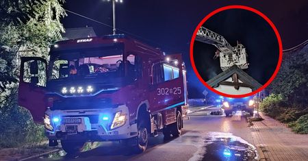 Duże straty po nocnym pożarze. Ogień przenosił się z domu na dom
