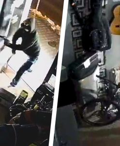 Sceny jak z filmu. Staranowali drzwi lombardu autem i kradli, co popadnie