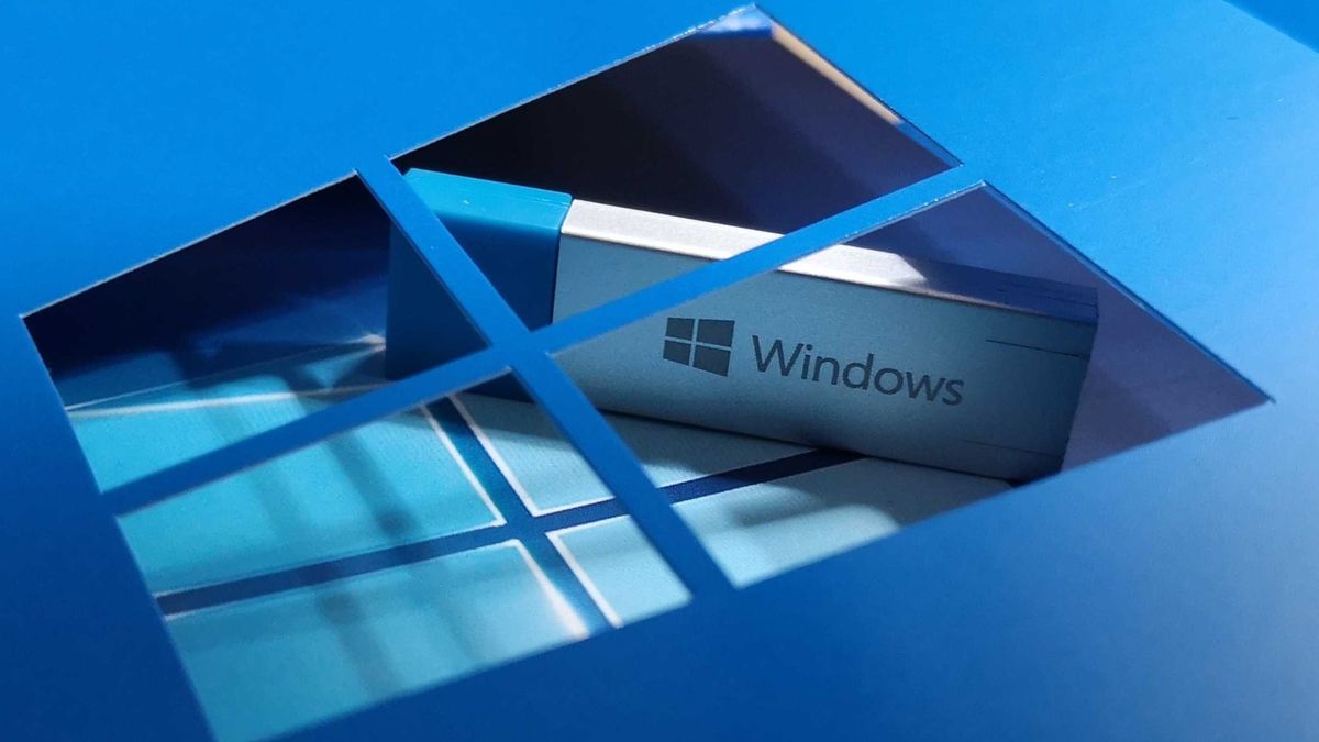 Windows 10 20H2 działa w niecałych 14 proc. komputerów z "dziesiątką", fot. Oskar Ziomek