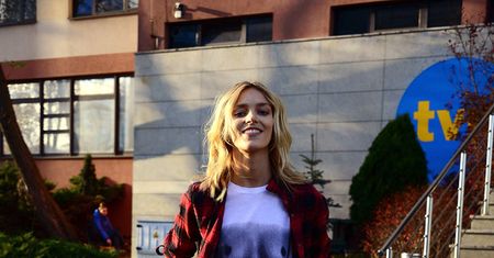 Anja Rubik pokazuje "piersi"...