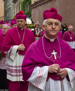 Biskup Jan Szkodoń oskarżany o molestowanie. Kuria zabrała głos