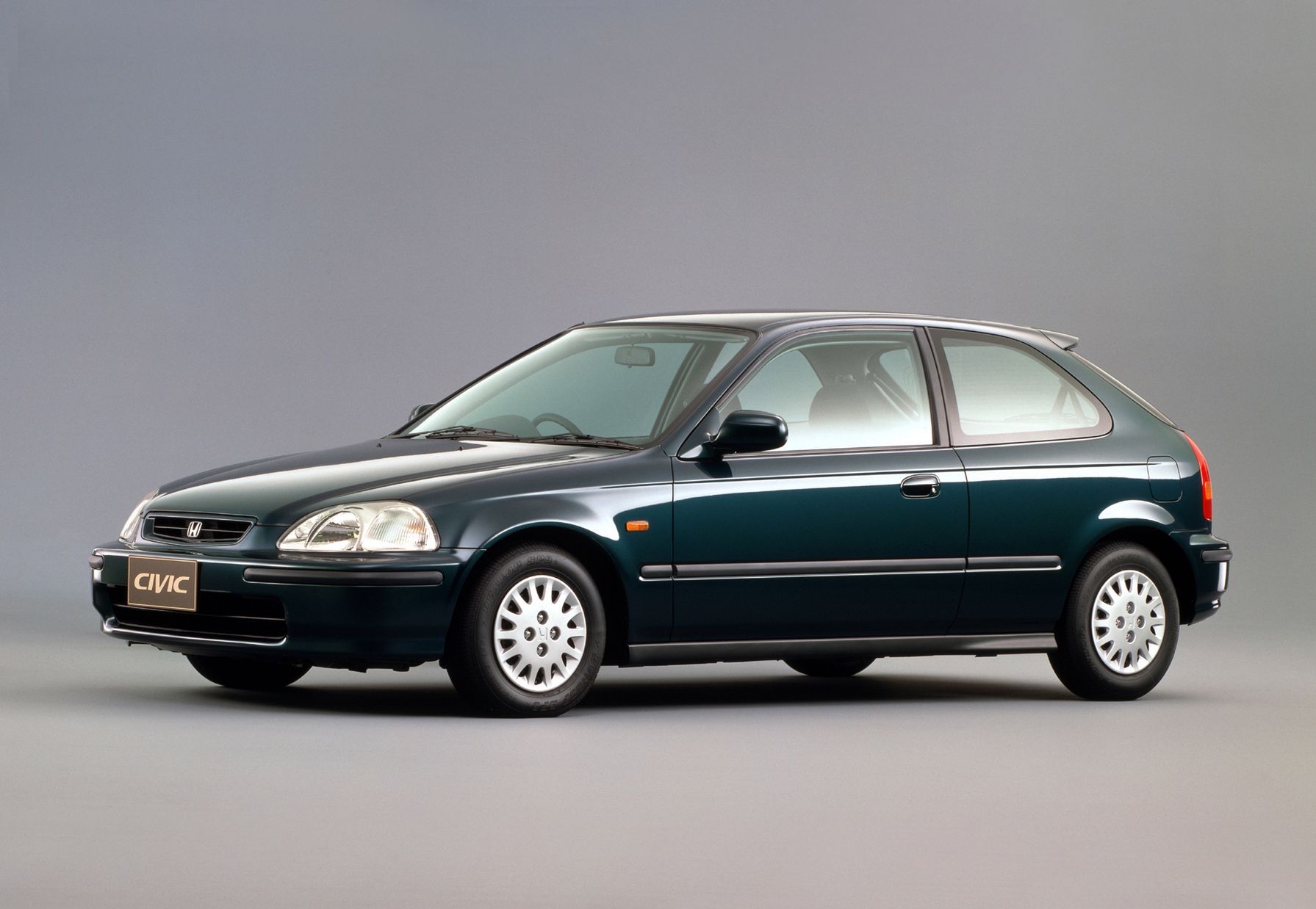 Honda Civic była bardzo podatna na modyfikacje, nic więc dziwnego, że upodobali ją sobie domorośli tunerzy