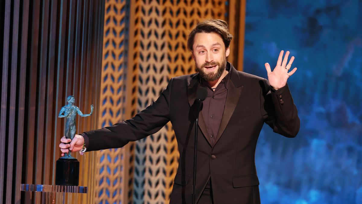 31st Annual Screen Actors Guild Awards - Show
LOS ANGELES, CALIFORNIA - FEBRUARY 23: Kieran Culkin accepts the Outstanding Performance by a Male Actor in a Supporting Role award for "A Real Pain" onstage during the 31st Annual Screen Actors Guild Awards at Shrine Auditorium and Expo Hall on February 23, 2025 in Los Angeles, California. (Photo by Matt Winkelmeyer/Getty Images)
Matt Winkelmeyer
bestof, topix