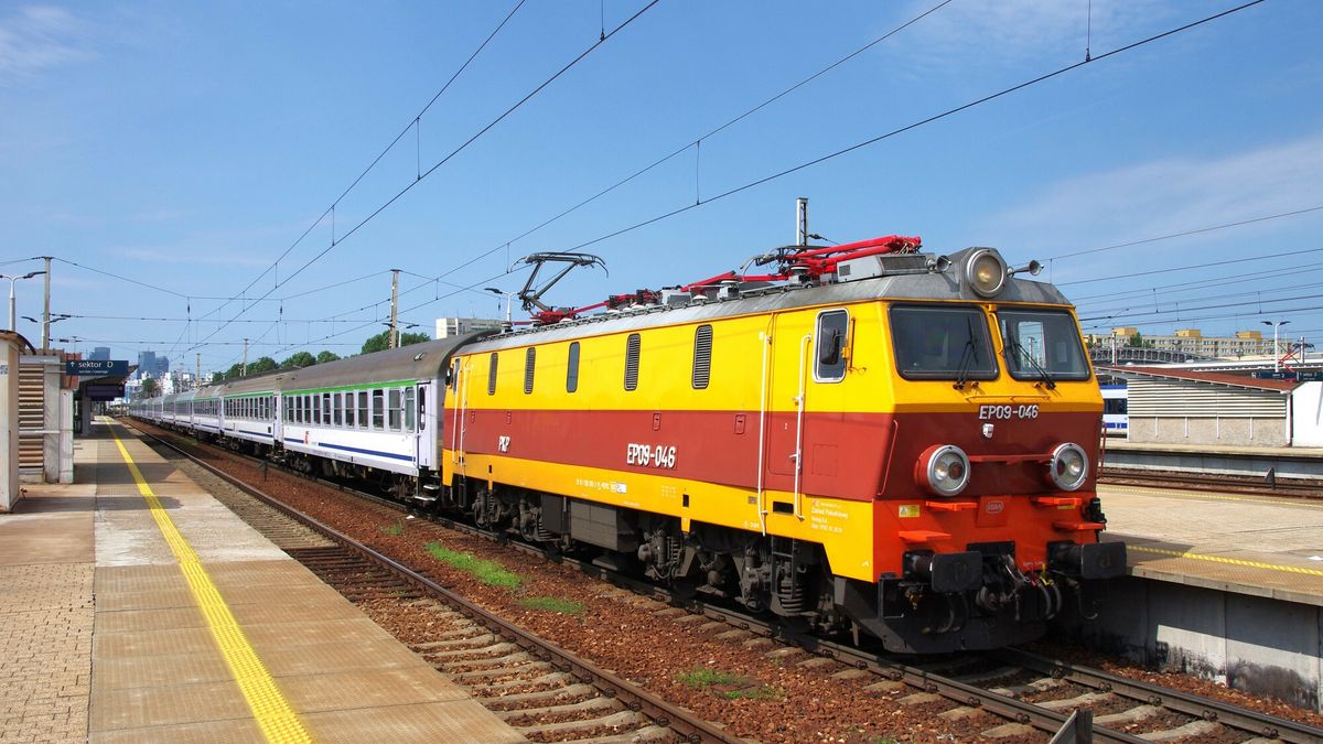 Podwyżki cen biletów TLK mają zostać cofnięte