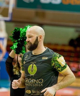 Wygrali zaległy mecz i przedłużyli szanse na play-offy