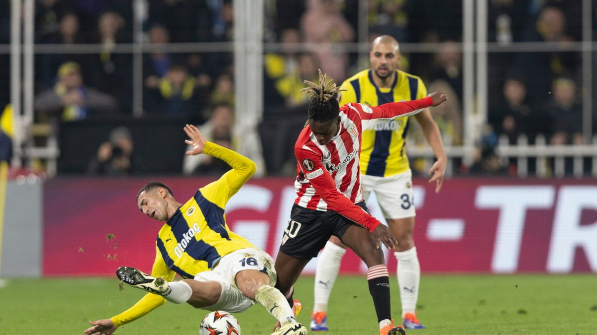 PAP/EPA / Tolga Bozoglu / Mecz Ligi Europy: Fenerbahce SK - Athletic Bilbao