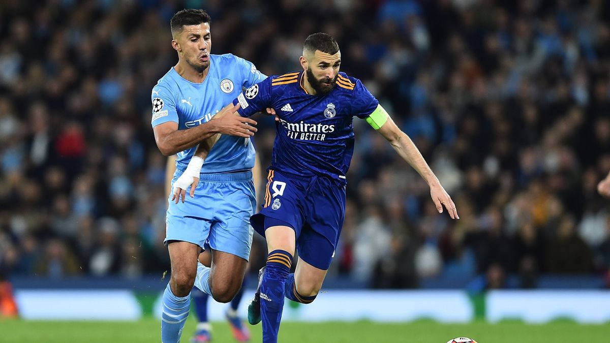 Rodri (z lewej) i Karim Benzema