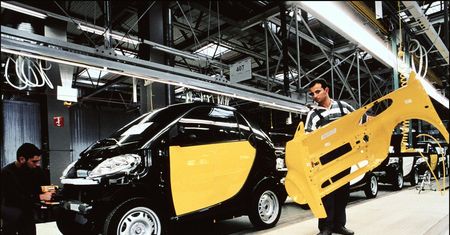 Daimler ukróci przywileje Francuzów. Koniec 7-godzinnego dnia pracy