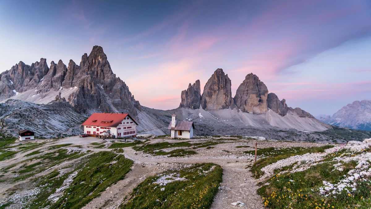 Dolomity przyciągają turystów (zdjęcie ilustracyjne)