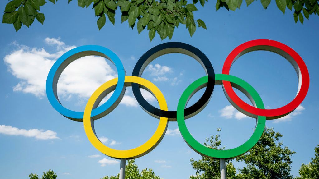 Zdjęcie okładkowe artykułu: Getty Images / Richard Baker/In Pictures / Na zdjęciu: logo olimpijskie