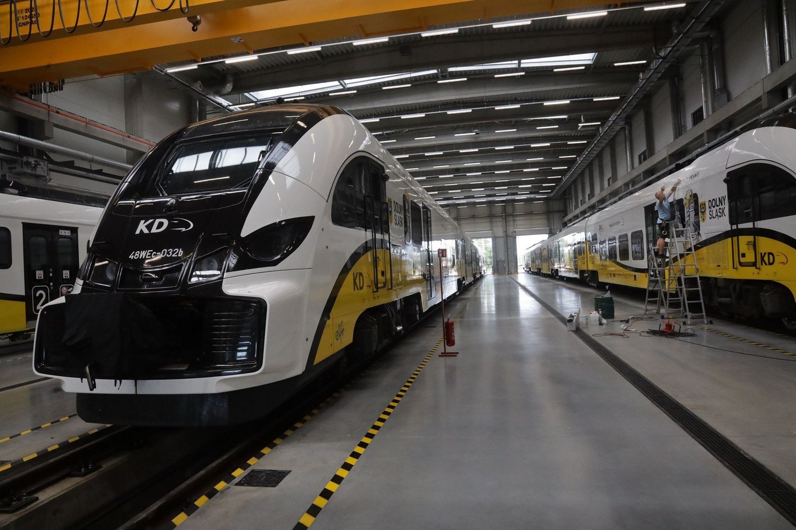 Nowy rozkład Kolei Dolnośląskich. Połączenia nad morze, do Karpacza i nocny sprinter