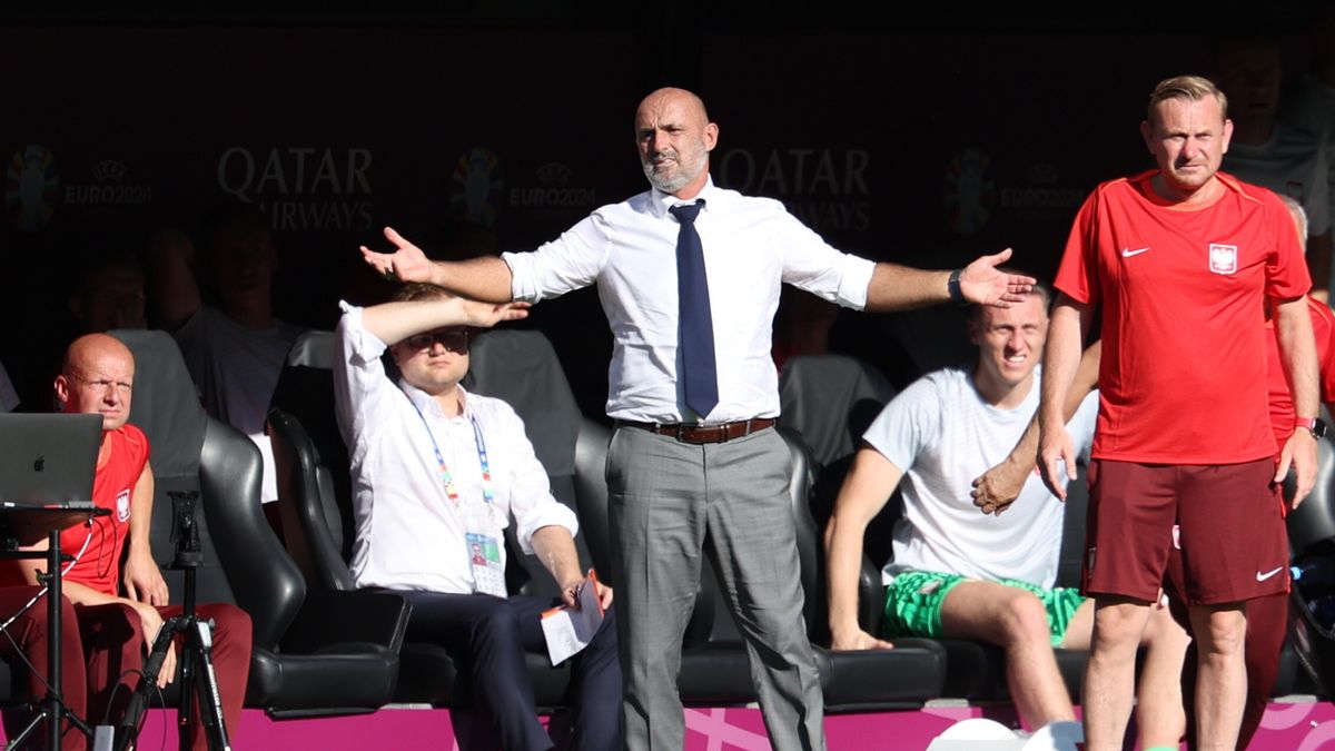 PAP/EPA / CHRISTOPHER NEUNDORF / Na zdjęciu: Michał Probierz