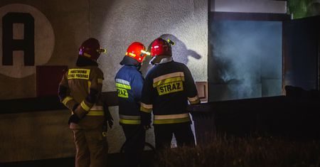 Tragedia w Jełowej. W Wigilię strażacy znaleźli ciało mężczyzny