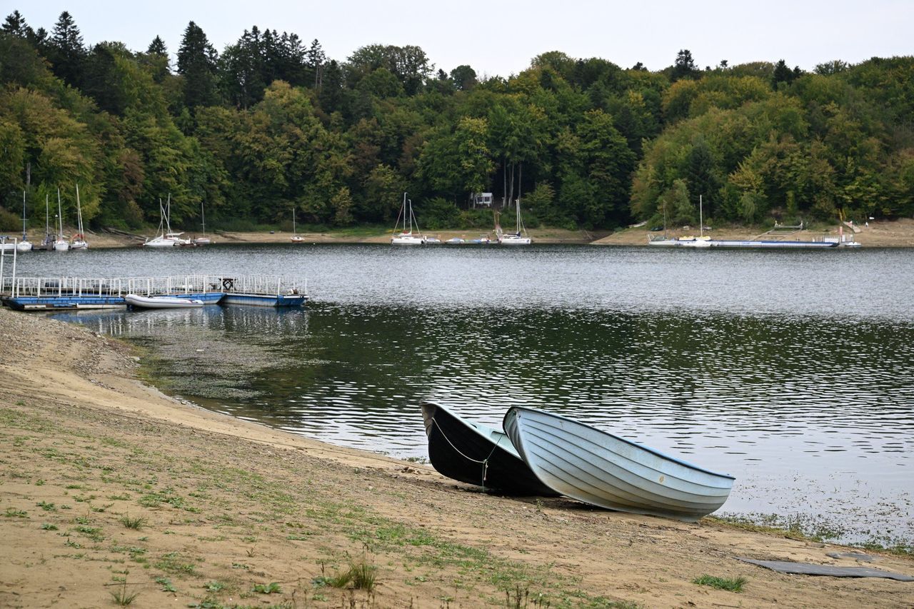 Solina: Przykry widok. Wyjątkowo niski stan wody w Jeziorze Solińskim