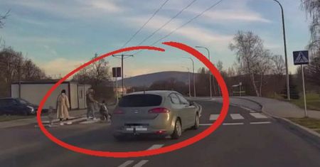 Prawie rozjechał rodzinę. Na komendzie prosił o jedno