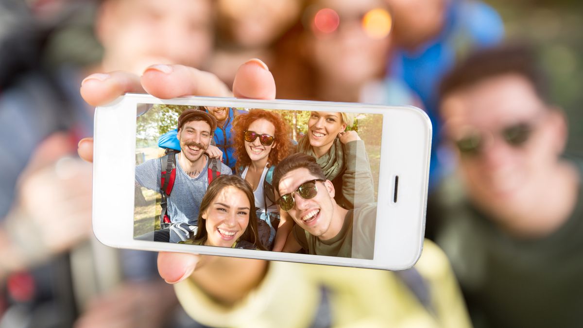 młodzi ludzie, selfie