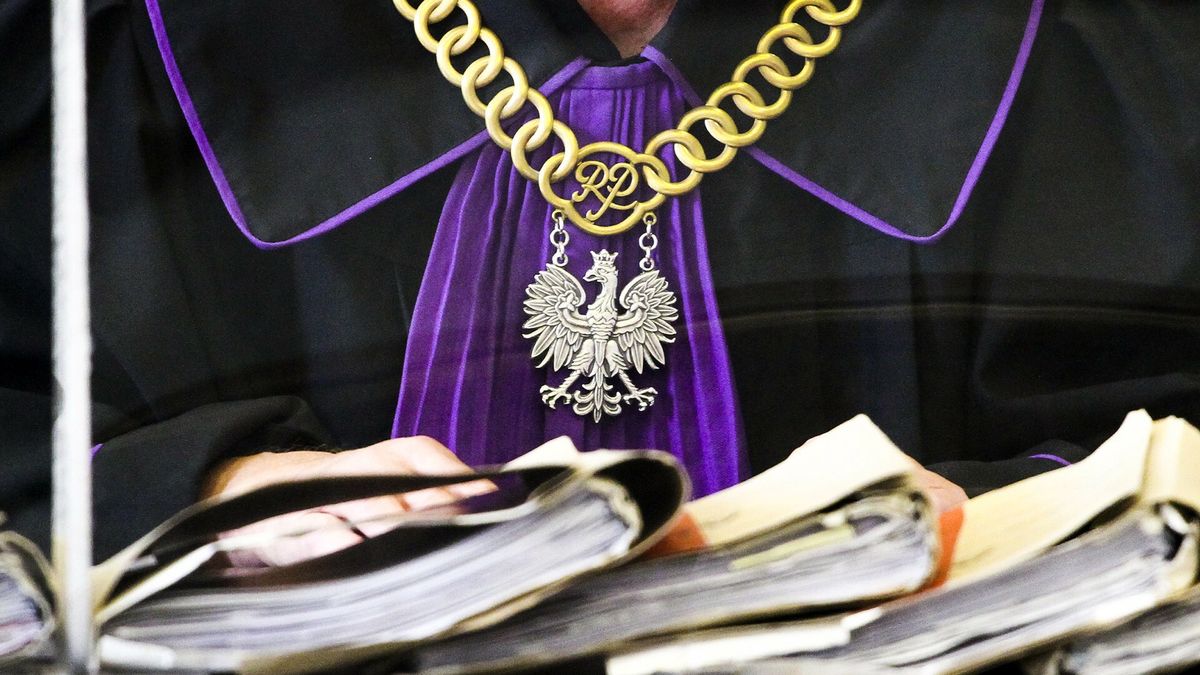 Wyrok w sprawie Jana M. ginekologa z Olsztyna29.07.2022 Olsztyn przed olsztynskim sadem rejonowym zapadl wyrok w sprawie Jana M., ginekologa, ktory zostal oskarzony o nieumyslne narazenie rodzacego sie dziecka na bezposrednie niebezpieczenstwo utraty zycia fot. Artur Szczepanski/REPORTERArtur Szczepanski/REPORTER