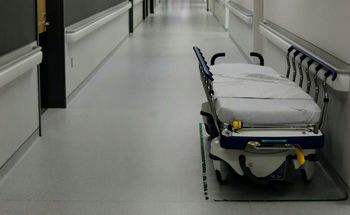 Szpital wstrzymał przyjęcia? Wydał komunikat