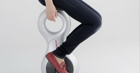 Bardzo mały "Segway" od Hondy (wideo)