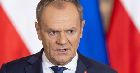 "Niemiodowy" miesiąc Tuska [OPINIA]