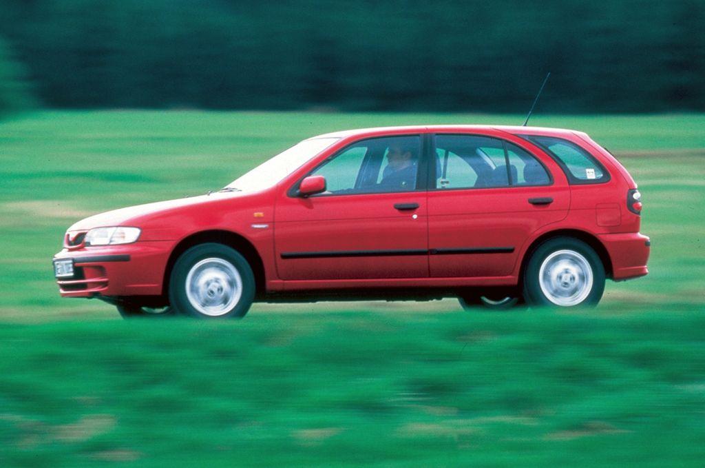 Nissan Almera N15