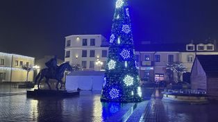 Warka: Piękne dekoracje bożonarodzeniowe. Miasto przybrało odświętny wygląd