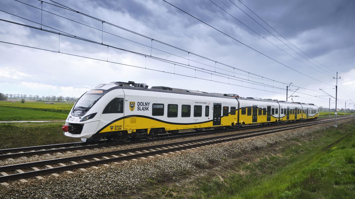 Pierwszy pociąg Kolei Dolnośląskich wyruszy nad morze 24 czerwca