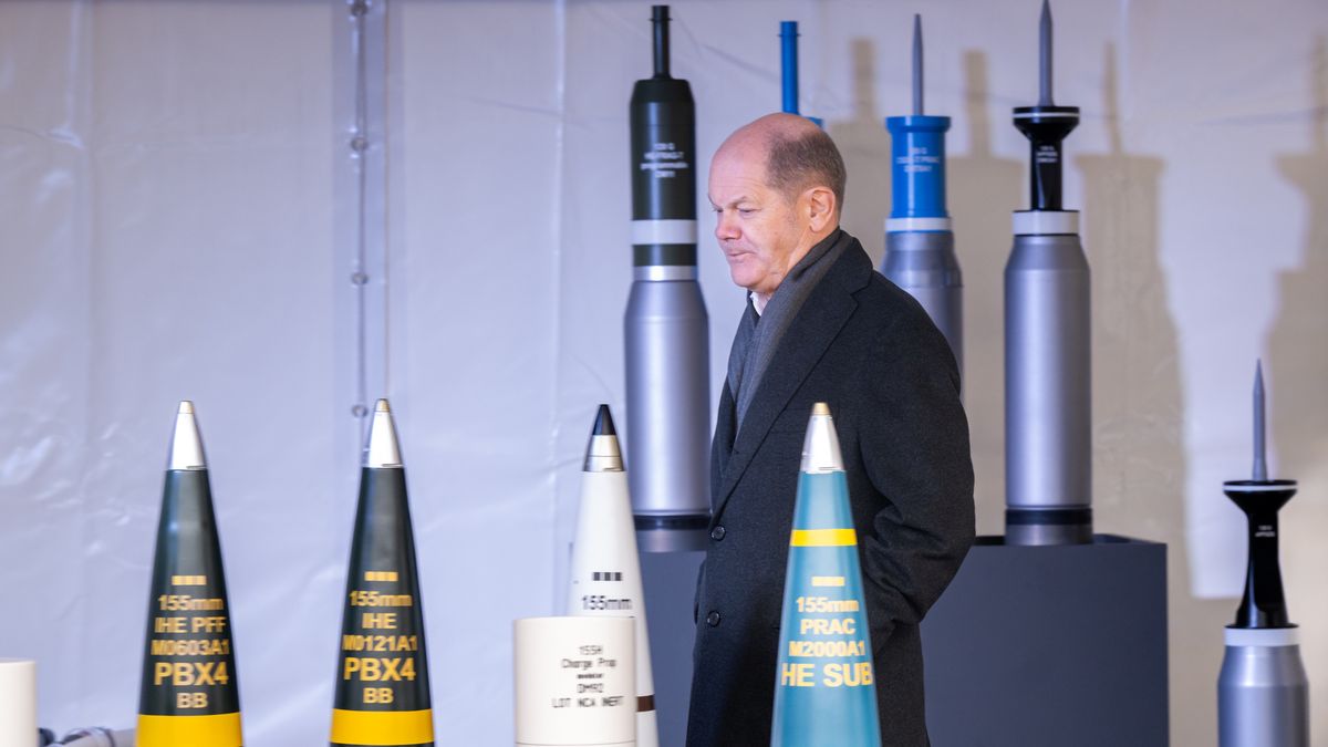 Kanclerz Olaf Scholz w zakładach Reinmetall