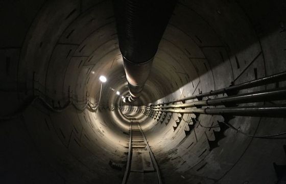 Boring Company kończy kopanie tunelu pod Los Angeles. Elon Musk zapowiada otwarcie 10 grudnia 2018 roku
