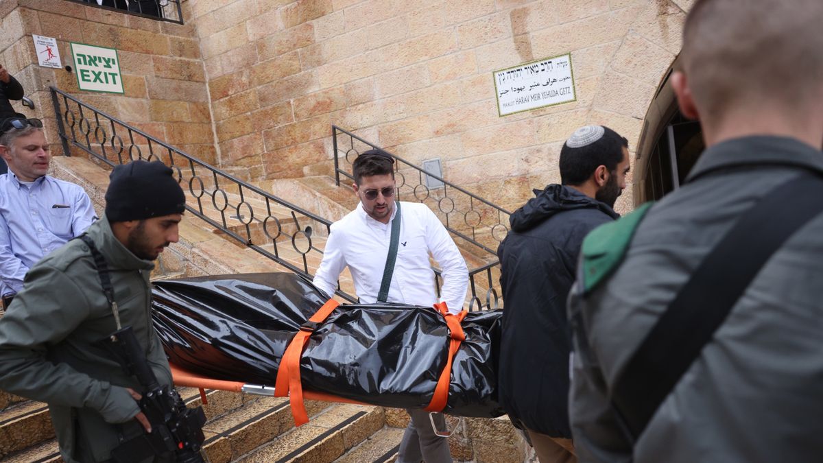 Członek Hamasu otworzył ogień do przechodniów. Nie żyje 25-latek