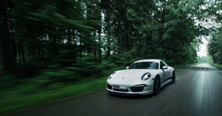 Sterowane z telefonu – KW 911 Carrera S (2012)
