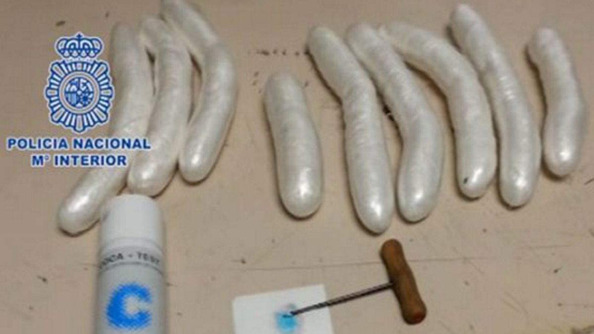 Dwie kobiety zostały aresztowane za próbę przemytu kokainy. Trudno uwierzyć, gdzie ją ukryły