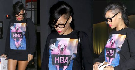 Rihanna z różowym pudelkiem (FOTO)