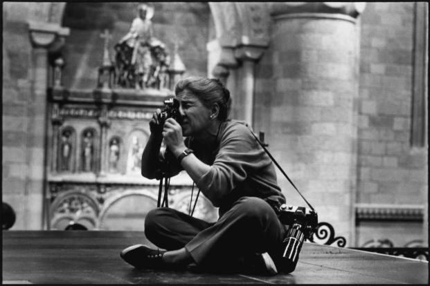 Eve Arnold | Photo: Robert Penn. 1963  ? Eve Arnold/Magnum Photo
