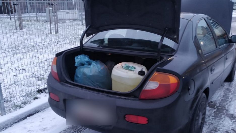 Warszawa. Mężczyzna kradł paliwo na stacjach