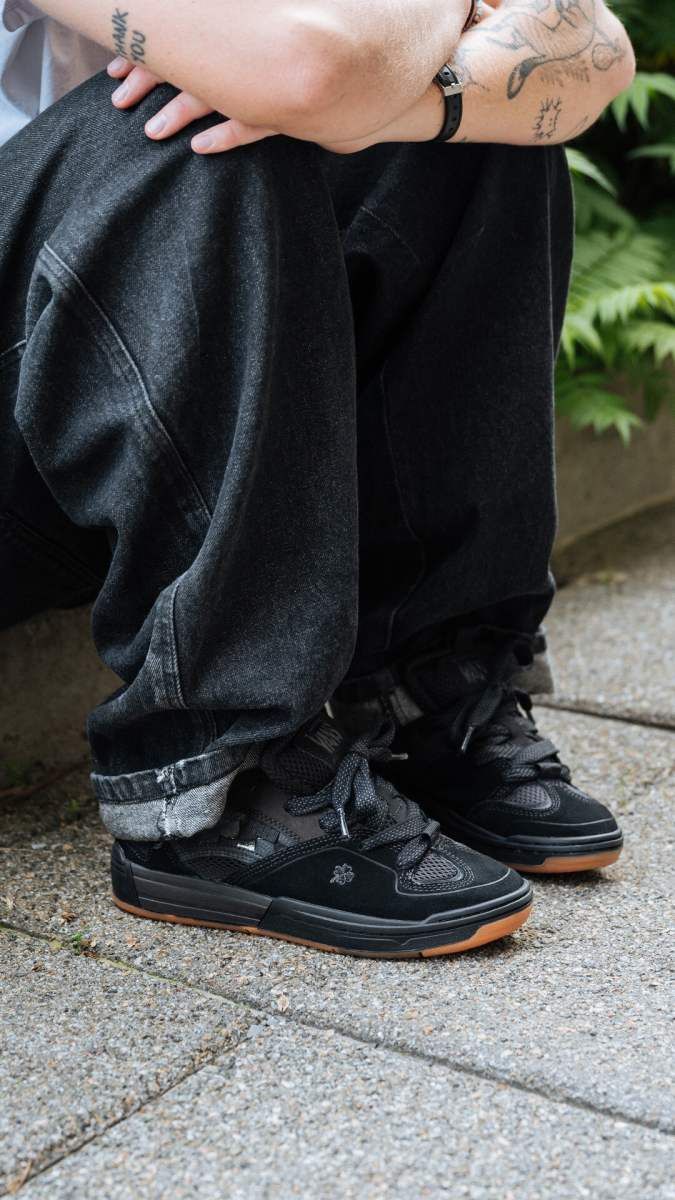 FA24_Skate_DIME_Mixxa_Lifestyle_9x16_3737