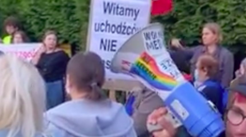 Warszawa. Solidarni z uchodźcami. Protestowali przed siedzibą Straży Granicznej
