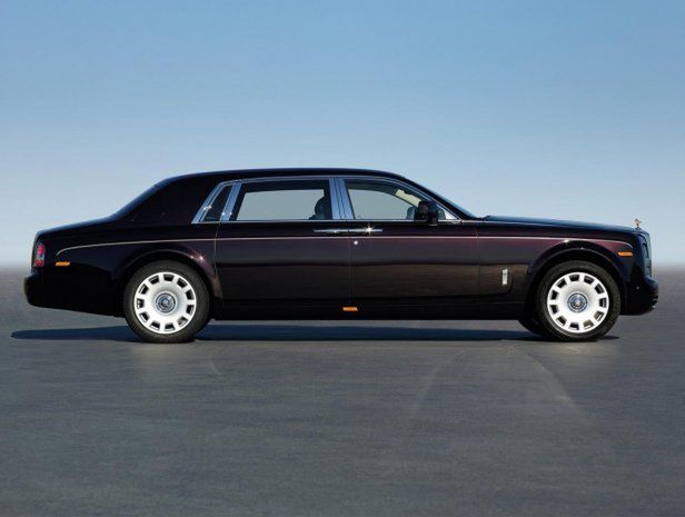 Rolls-Royce Phantom Series ll - teraz także w wersji przedłużonej [Pekin 2012]