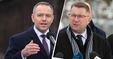 "Ohydny skandal". Czarnek grzmi po "zignorowaniu" Nawrockiego