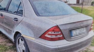 Telatyn: kolizja na parkingu przy ul. Chopina, kierowca Mercedesa odjechał z miejsca zdarzenia