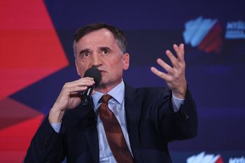 Ziobro: Tusk celowo urządził igrzyska