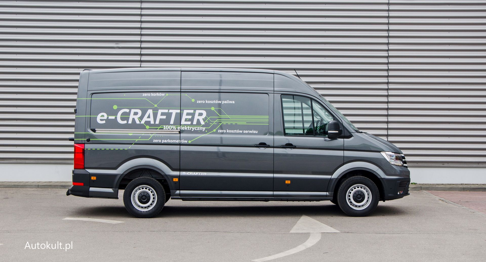 Zalety e-Craftera w porównaniu z dieslem są ogromne. Niestety cena blisko 300 tys. zł wymaga od przedsiębiorcy odwagi, zaufania oraz mądrego wykorzystania napędu przez kierowcę.