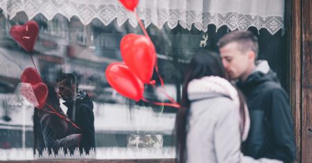 Czy katolicy mogą w tym roku obchodzić walentynki? Znany ksiądz wyjaśnia