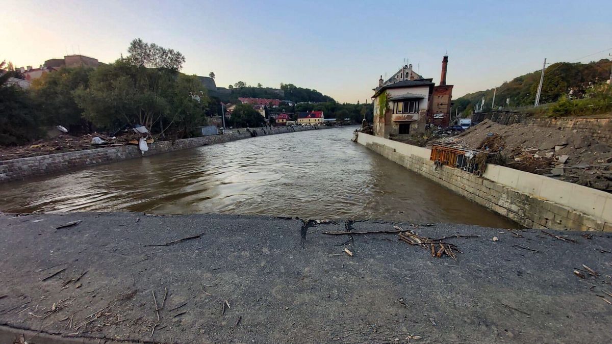 Zniszczenia po powodzi w Kłodzku