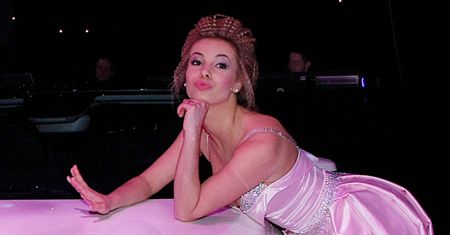 Izabela Janachowska pokazuje, jak TAŃCZY Z MOPEM niczym gospodyni z krwi i kości
