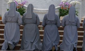 Policjanci interweniowali w domu zakonnic. Jest komentarz z policji