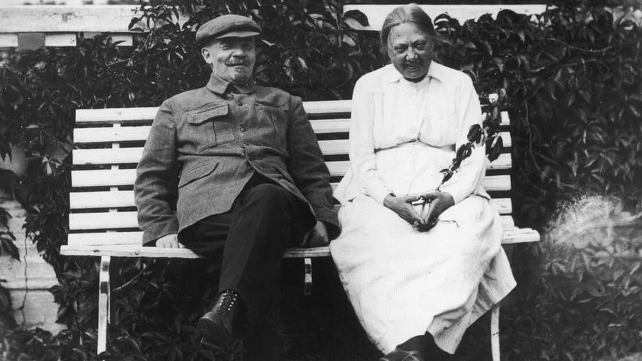 Nadieżda Krupska i Włodzimierz Lenin w 1922 roku