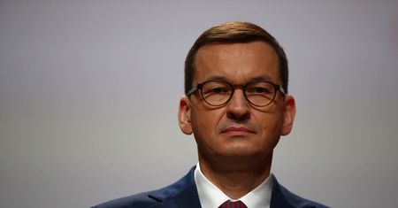 Morawiecki oburzony po materiale TVN. Napisał długi post na Facebooku